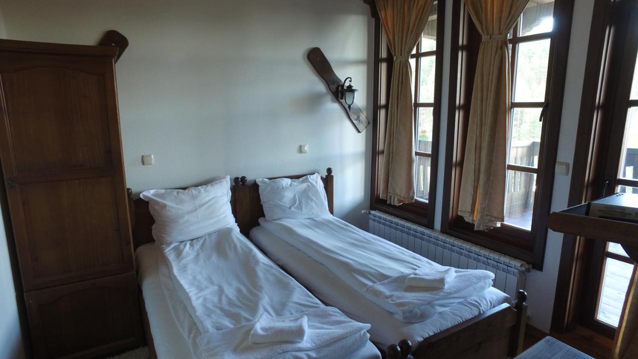 Leshtenski Rai Guest House Exterior photo