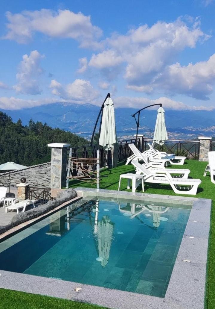 Leshtenski Rai Guest House Exterior photo